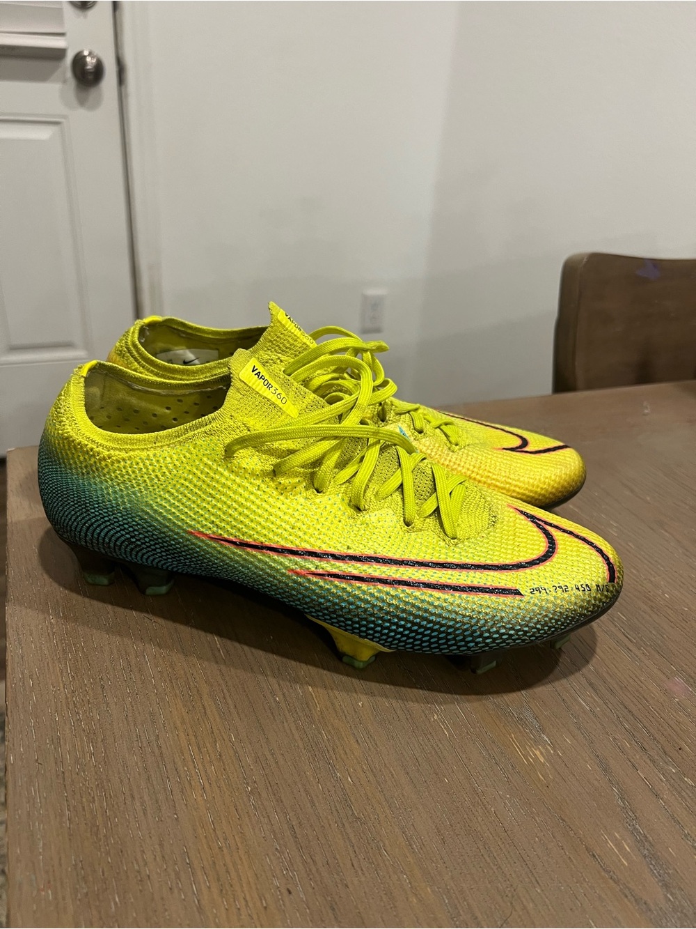 Nike Mercurial Vapor 13 “dream speed”